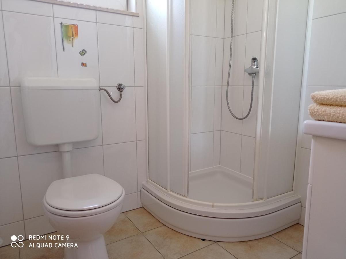 Studio Apartment With Balcony Trogir Kültér fotó